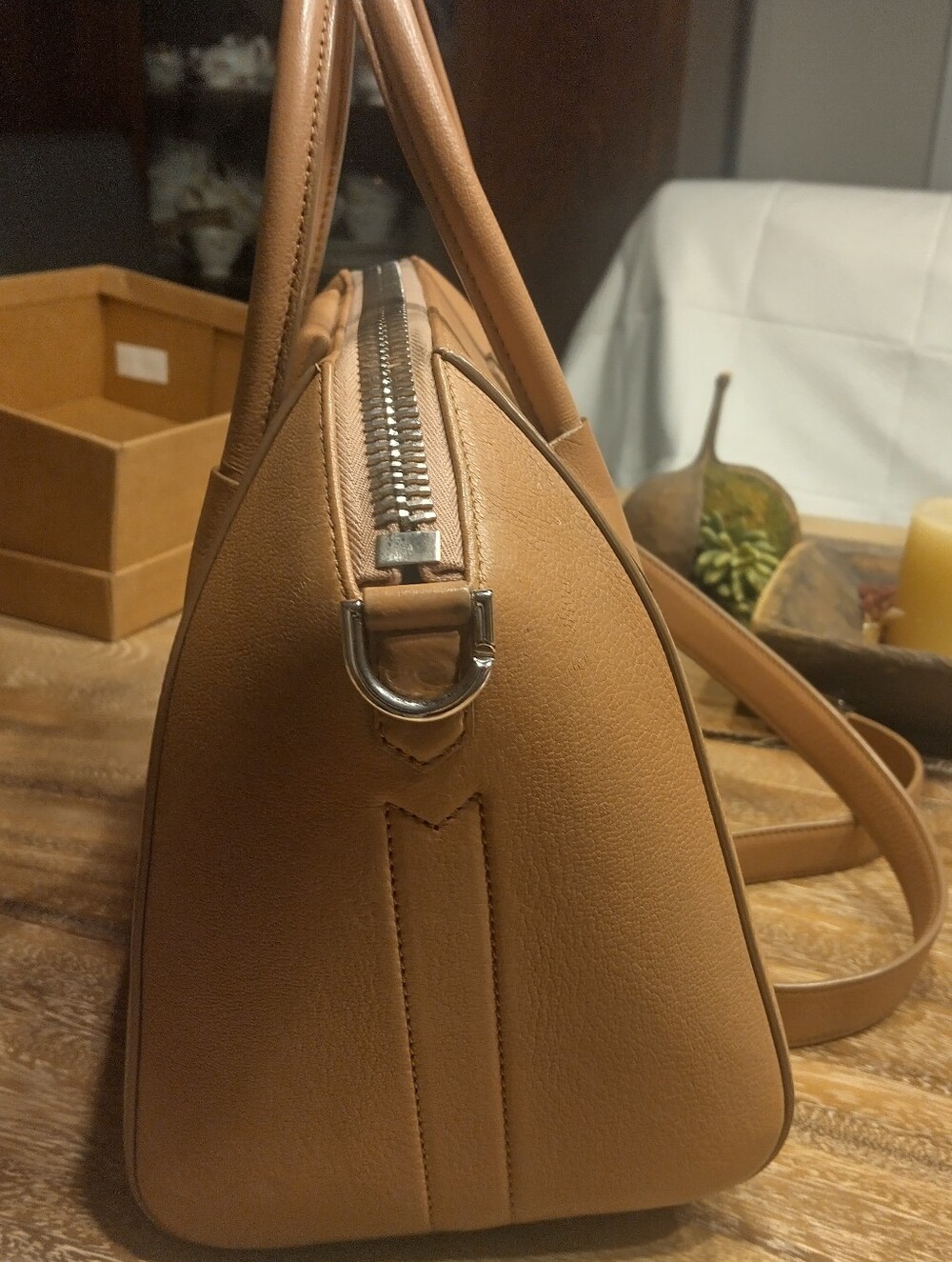 Givenchy Tan Leather Antigona Satchel - For Sale or Trade. - Picture 15 of 15